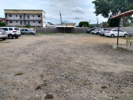 Excelente terreno para negócio no Parque Rosário