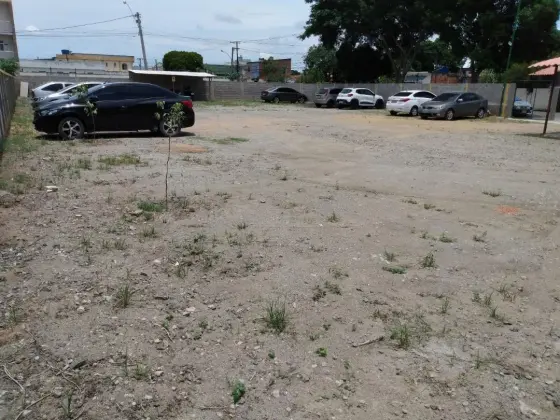Excelente terreno para negócio no Parque Rosário