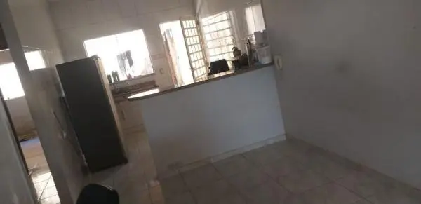 GRANDE OPORTUNIDADE CASA DE 200 m2 EM GOIÂNIA COM 3 QUARTOS 1 SUITE