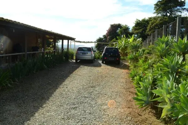 Linda Casa em Condomínio fechado próximo à Pampulha