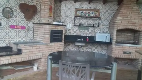Locação de Chácara para Temporada com Piscina em Jarinu (SP)