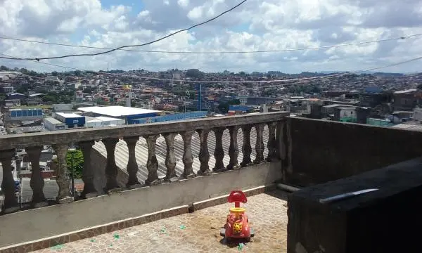 Otimo sobrado em Embu das Artes para venda ou negociação.