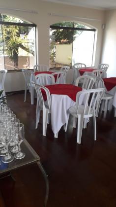 Promoção - Locação de mesas com 4 cadeiras R$ 9,49