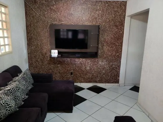Vendo casa de 2 quartos, lote de 175m2