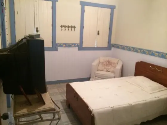 Vendo  casa de campo em Condomínio Fechado próximo ao CEASA
