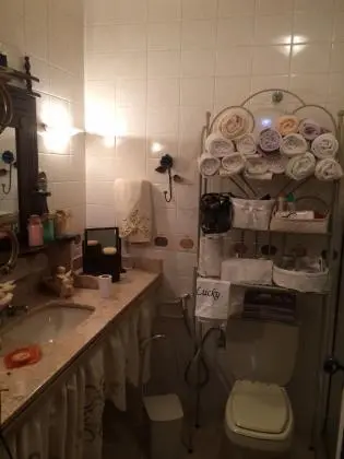 Vendo  casa de campo em Condomínio Fechado próximo ao CEASA