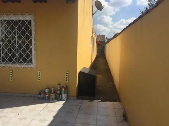 VENDO OU TROCO CASA EM CURITIBA
