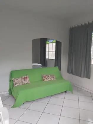 Alugo casa em Campo Grande