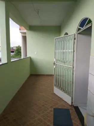 Alugo casa em Campo Grande