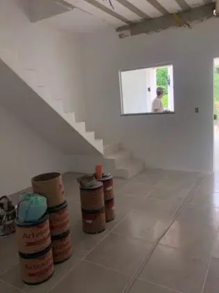 Alugo casa em condomínio - Mendanha