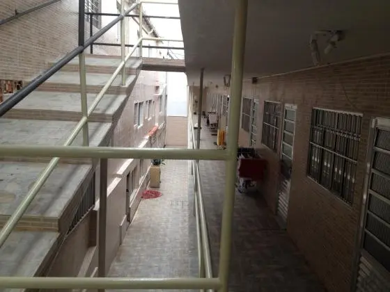 KITINETES E QUARTOS