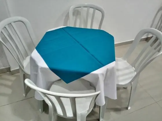 Promoção - Locação de mesas com 4 cadeiras R$ 9, 49