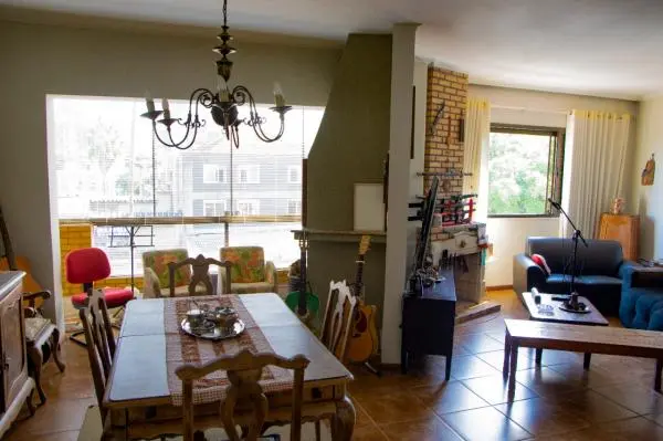 Venda  - Apartamento  - Av. Protásio Alves - Bairro Petrópolis  - Porto Alegre/RS.