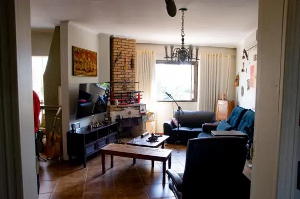 Venda  - Apartamento  - Av. Protásio Alves - Bairro Petrópolis  - Porto Alegre/RS.