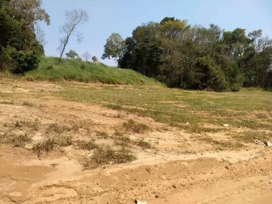 Vendo 2 Terrenos / Lotes no interior - Condomínio Fechado