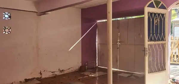 Vendo casa em Campo Grande