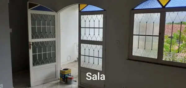 Alugo casa em Campo Grande