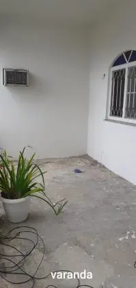 Alugo casa em Campo Grande