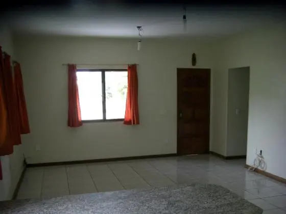 ALUGO Casa estilo colonial, Condomínio Helena Varella 2, Maricá, bairro Flamengo