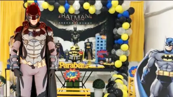Batman Cover Personagens Vivos Festas Infantil Armadura