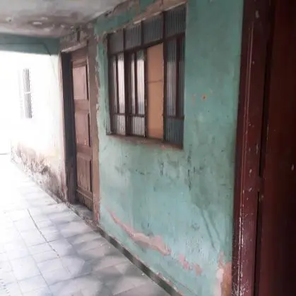 Aluga-se Casa: 1 dorm - 1 sala - 1 Cozinha - 1 Banheiro