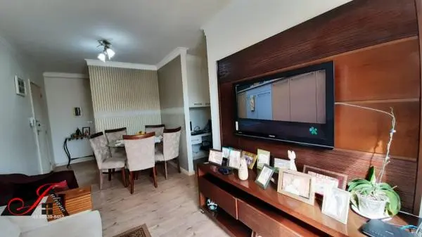 Apartamento à venda 03 quartos, Residencial Bella Vita Luna, Bairro Campo Comprido em Curitiba/PR.