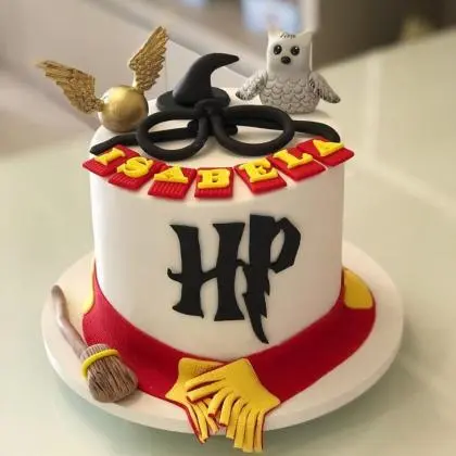 Bolo de Pasta Americana Branco Harry Potter - Essence Candy 3