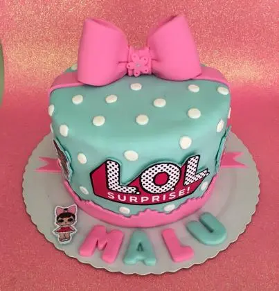 Bolo de Pasta Americana Lol Suprise - Essence Candy