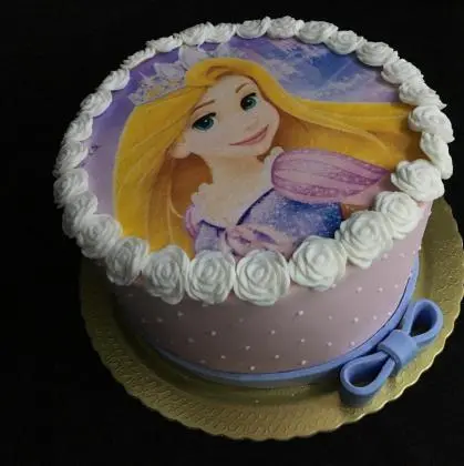 Bolo de Pasta Americana Rapunzel - Essence Candy