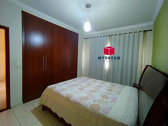 CASA 03 QUARTOS EM BETIM - BAIRRO VILA CRISTINA