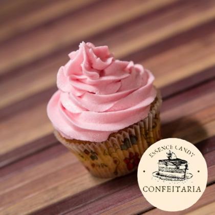 Cupcake com Cobertura de Chantilly Rosa - Essence Candy
