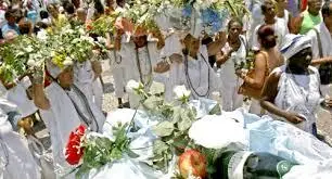 AMARRAÇÃO FORTE, CARTOMANTE, VIDENTE, PAI DE SANTO TRÁS SEU AMOR AOS SEUS PES(71)987815483, WATSAPP.