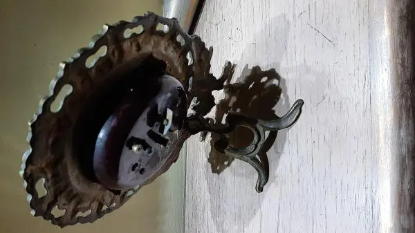 Relógio de  metal bronze raridade