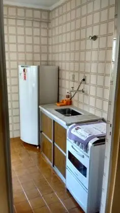 Vendo Kitnet (alugada oportunidade para renda)