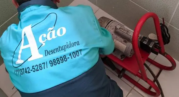 Ação Desentupidora no Pacaembu (11)4787-2711