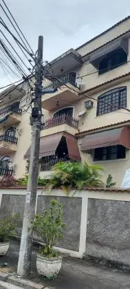 Apartamento de 2 quartos à venda próximo ao centro de Bangu.