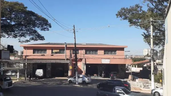 Pequeno prédio comercial
