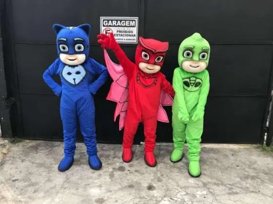 Princesas, bonecos, personagens vivos para festa infantil
