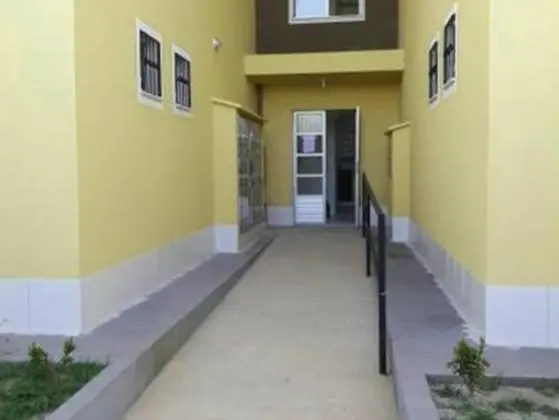 Vende-se lindo apto no Cond. Gran Village Araçagy 2. A apenas 3km da praia.