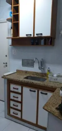 Vendo Apto 2 Qtos Excelente Localização (Sem Vaga Garagem)