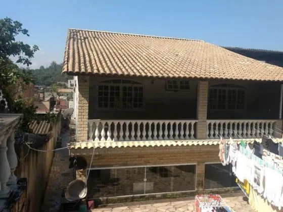 CASA DUPLES 6 QUARTOS PISCINA