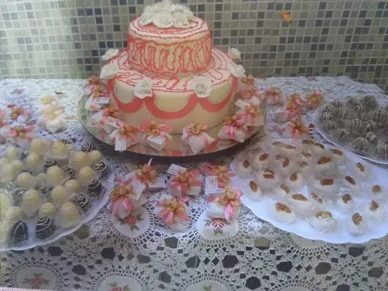Encomenda de Doces e Salgados Bolos para Festas