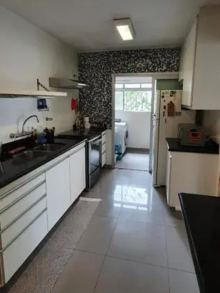 Excelente Apartamento em Moema - Localização perfeita