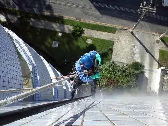 LIMPEZA FACHADA (011) 98647-8204 (011) 4669-1281 SANTO AMARO, VILA OLIMPIA, MOEMA, MORUMBI, ITAIM, JARDINS, PACAEMBÚ, PERDIZES