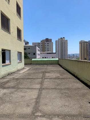 OPORTUNIDADE - Apartamento com terraço