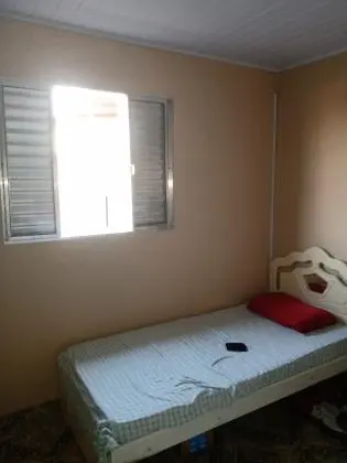vendo 2 casas uma para moradia e a outra para aluguel