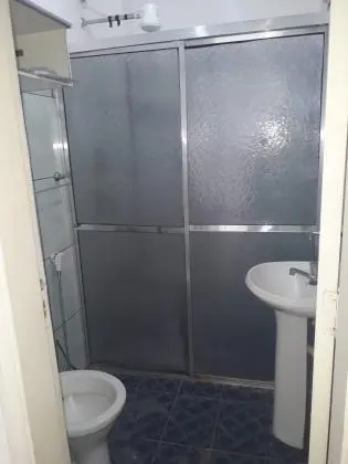 Aluga apto 1 dorm em São Vicente/SP