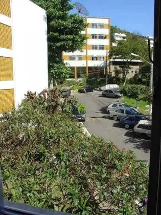 Apartamento de 1 quarto na Praça Seca em Condomínio Fechado