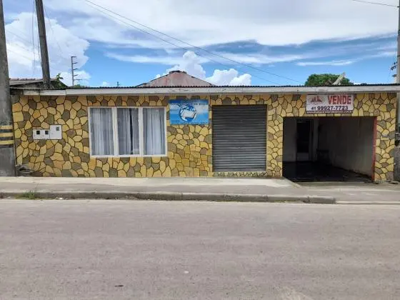 CASA COM PONTO COMERCIAL
