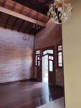 Casa em condomínio à venda